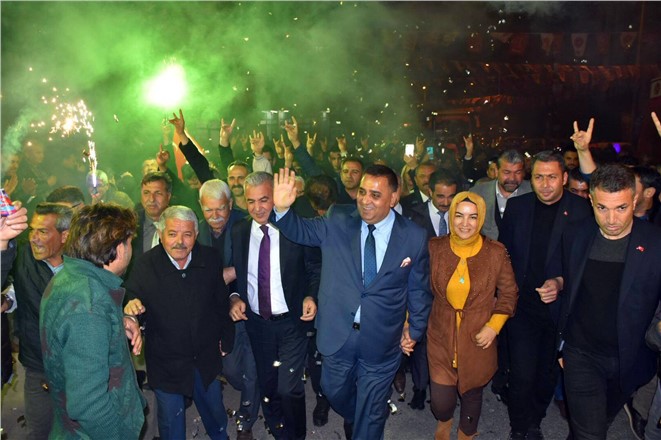 BAŞKAN CAN ŞEHİTİSHAK VE ERGENEKON MAHALLELERİNDE COŞKUYLA KARŞILANDI