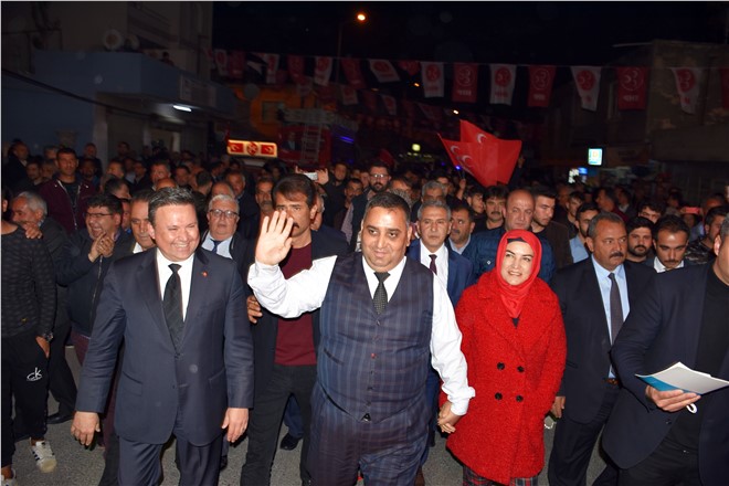 BAŞKAN CAN, SEVGİSİ ALANLARA SIĞMIYOR
