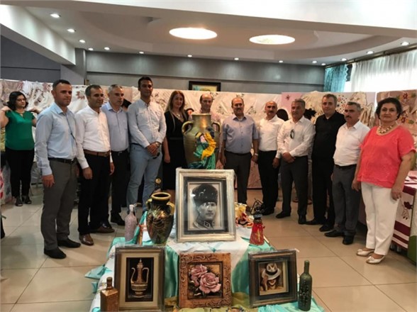 TARSUS’TA HEM YILSONU SERGİSİ AÇILDI