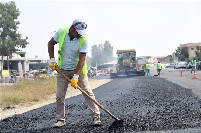 BÜYÜKŞEHİR, SANAYİ ESNAFINI TOZDAN KURTARIYOR