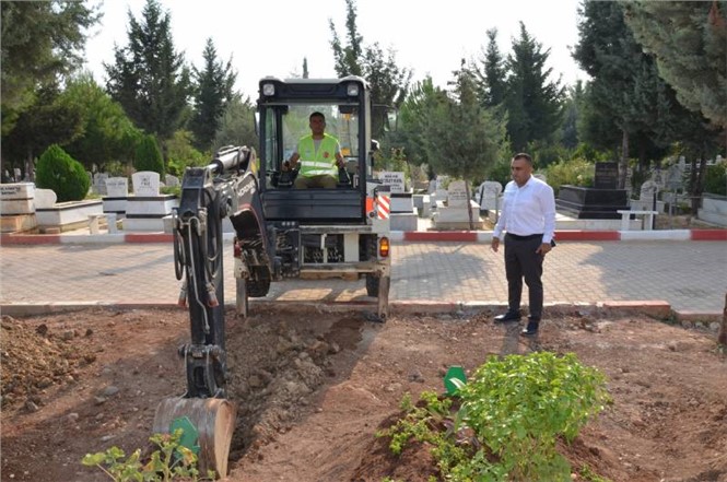 Mezarlıklar Büyükşehir’le Bakımlı Hale Geliyor