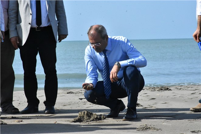 BAŞKAN BOZDOĞAN, TARSUS PLAJI’NI HALKA AÇMAK İÇİN DÜĞMEYE BASTI