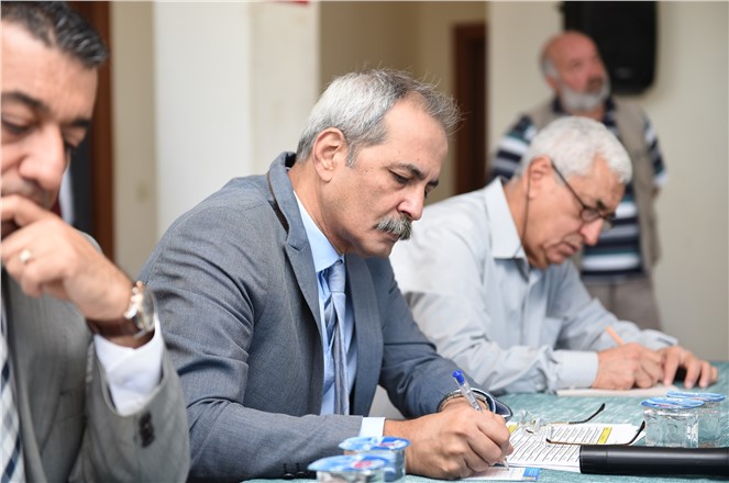 BAŞKAN BOZDOĞAN BÜYÜKBAŞ VE KÜÇÜKBAŞ HAYVAN YETİŞTİRİCİLERİNİ DİNLEDİ