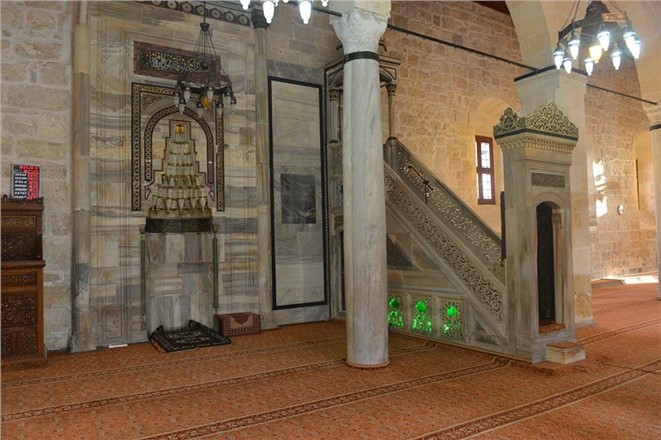 TARSUSLU HAYIRSEVER SÜLEYMAN YÜCEL CAMİ İÇİN 500 BİN LİRA VERMEK İSTİYOR!