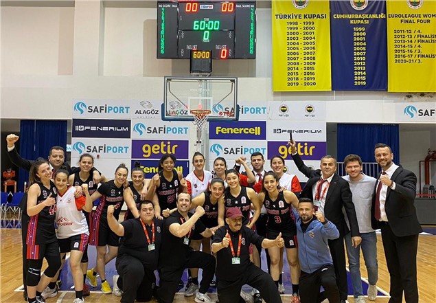 MSK KADIN BASKETBOL TAKIMI YARI FİNALDE